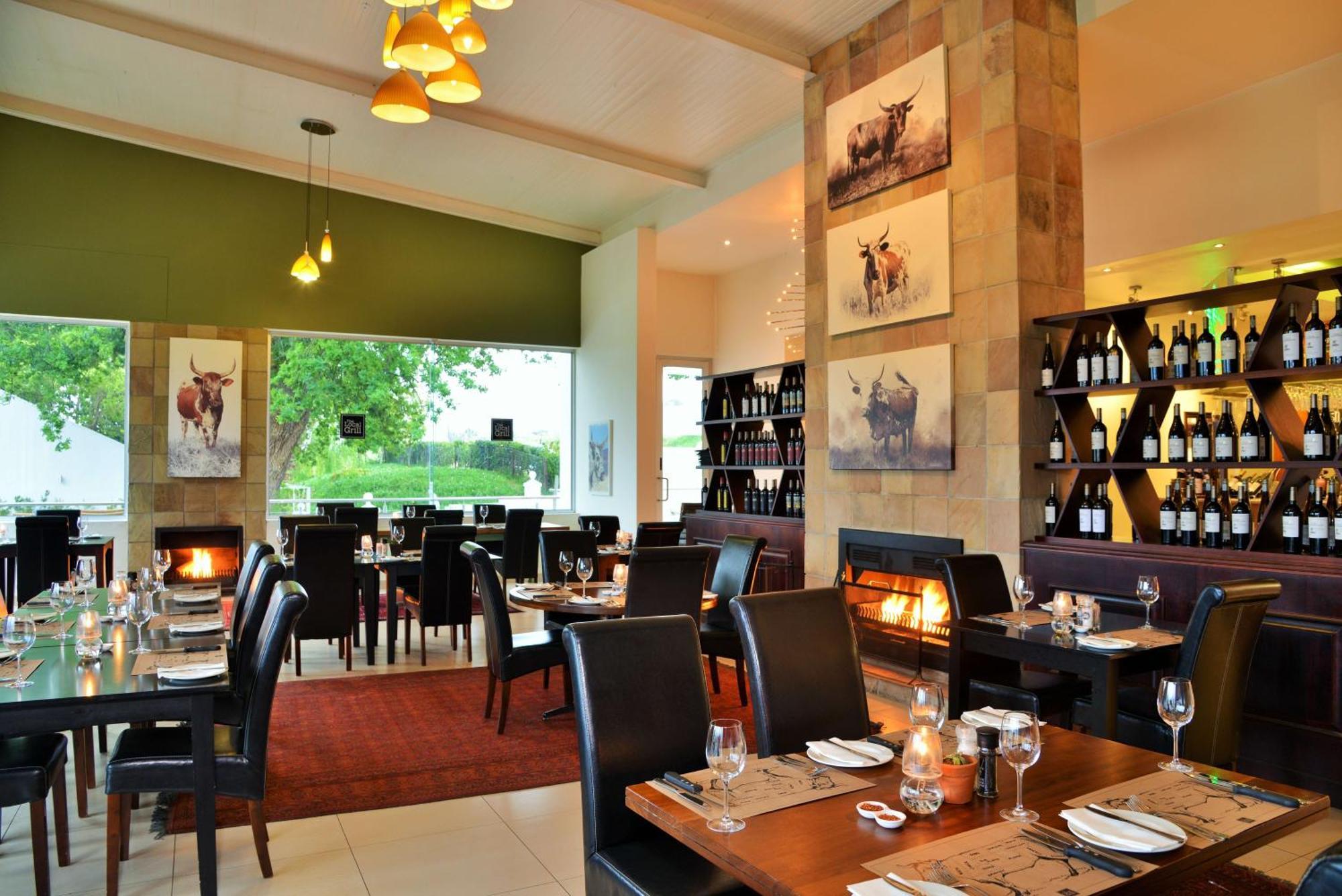The Coach House At Val Du Charron Hotel Wellington Kültér fotó