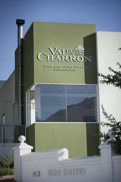 The Coach House At Val Du Charron Hotel Wellington Kültér fotó